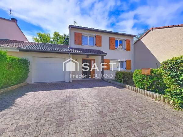 Maison Meyzieu Grand Large jardin garage cave