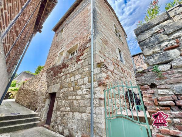 Maison dans le bourg médiéval. Penne-d'Agenais (47140)