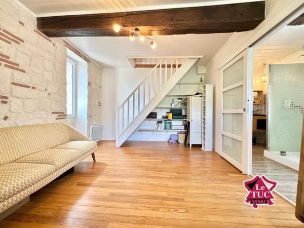 Maison dans le bourg médiéval. Penne-d'Agenais (47140)