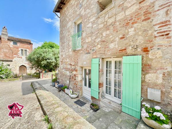 Maison dans le bourg médiéval. Penne-d'Agenais (47140)