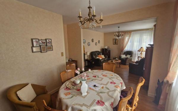 Maison à vendre    5 pièces •  Dompierre-Becquincourt