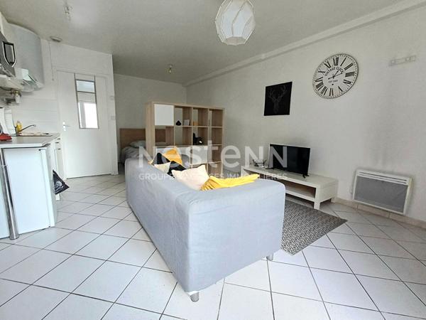 Immeuble de 6 appartements en centre-ville d'Etampes à 400m de la gare RER C et TER direct Paris Austerlitz en 30 minutes.