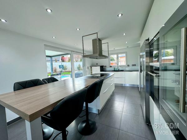 3%COM Très belle maison avec piscine sur 8 ares  Hochfelden (67270)