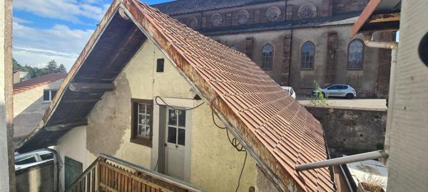 Appartement, 4 chambres, terrasse, jardin, garage et maisonnette