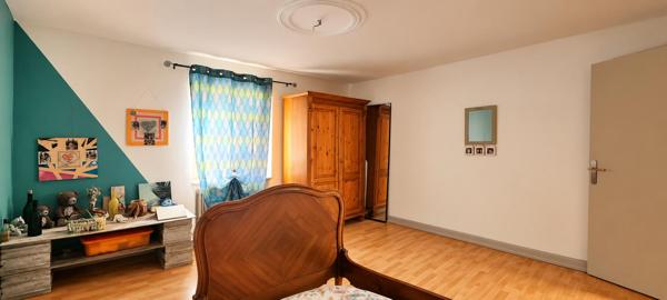 Appartement, 4 chambres, terrasse, jardin, garage et maisonnette