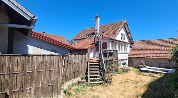 Appartement, 4 chambres, terrasse, jardin, garage et maisonnette