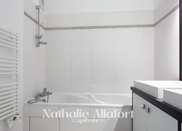 MAISON DE 4 PIECES AVEC JARDIN ET 2 PARKINGS - CHATILLON (92)