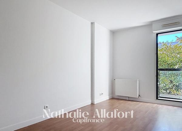 MAISON DE 4 PIECES AVEC JARDIN ET 2 PARKINGS - CHATILLON (92)
