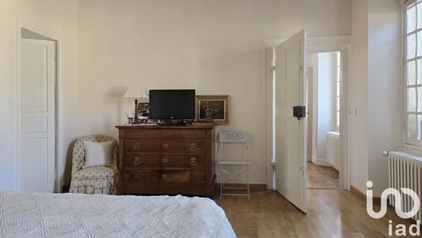 Maison 7 pièces de 223 m² à Freneuse (78840)