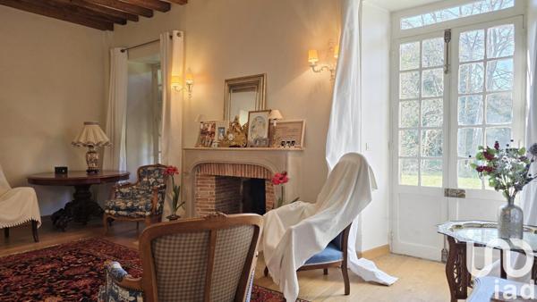 Maison 7 pièces de 223 m² à Freneuse (78840)