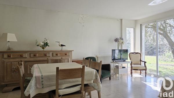 Maison 7 pièces de 223 m² à Freneuse (78840)