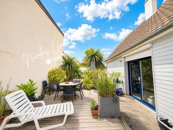 MAISON À DEUX PAS DE LA MER À COLLEVILLE-MONTGOMERY