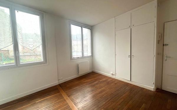 Appartement à louer    1 pièce •  Beauvais