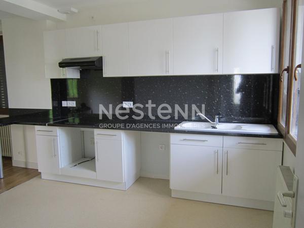 Maison * 115 M² * 19200 Ussel * 821  € * 30  € * 851  €