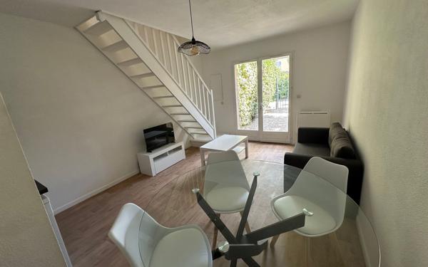 Maison à vendre    2 pièces • 32 m2 La Seyne-sur-Mer