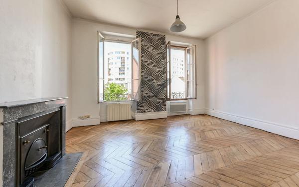 T3 de 58 m² avec beau potentiel – Quartier Cusset – À deux pas du métro