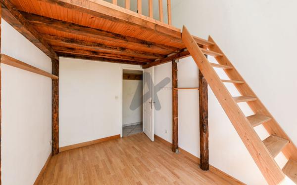 T3 de 58 m² avec beau potentiel – Quartier Cusset – À deux pas du métro
