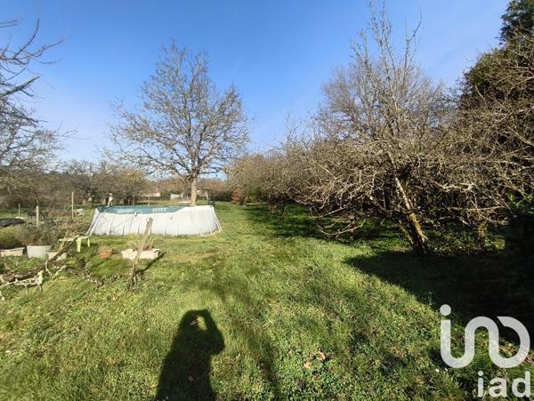 Maison 9 pièces de 163 m² à Lusignan (86600)