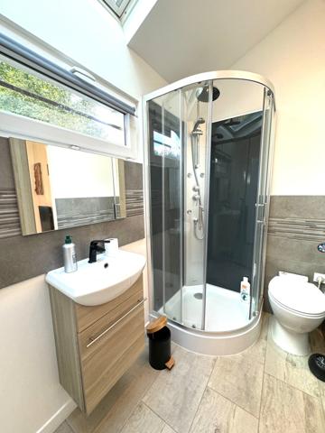 Claye-Souilly ... Maison de 6/7 pièces + Studio indépendant!!!