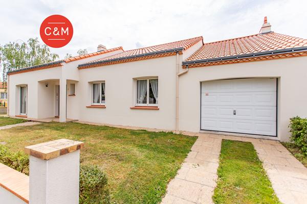44400 REZE REZE TROCARDIERE - Plain-pied 5 pièces 109 m²