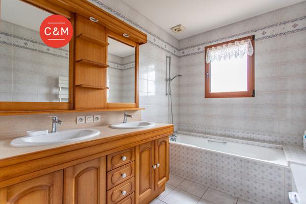 44400 REZE REZE TROCARDIERE - Plain-pied 5 pièces 109 m²