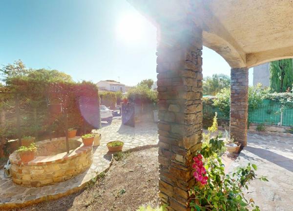 Maison à vendre    5 pièces •  Hyères