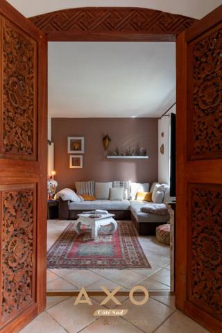 CASTELNAU-LE-LEZ - PROPRIÉTÉ DEXCEPTION  164 m²  4 CHAMBRES  BUREAU  TERRAIN ARBORÉ 2 790 m²  PISCINABLE  1 475 000 