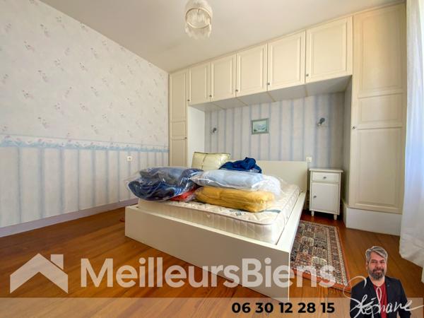 Maison et dépendances entre Montendre et Chepniers