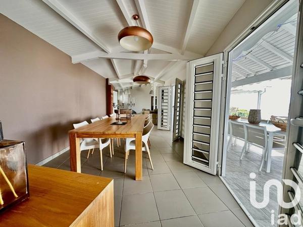 Maison à vendre 8 pièces 250 m² Saint-François