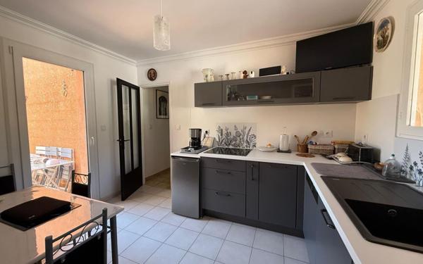 Maison à vendre    5 pièces • 110 m2 Sanary-sur-Mer