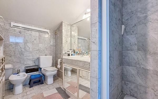 Appartement à vendre    4 pièces • 137,88 m2 Cannes