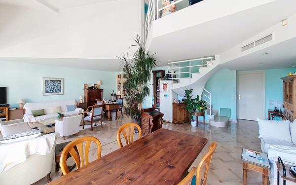 Appartement à vendre    4 pièces • 137,88 m2 Cannes