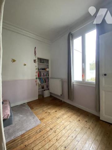 NANTES BELLAMY maison ancienne des année 1930 de 145 m² avec garage