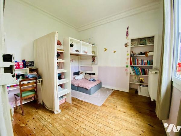 NANTES BELLAMY maison ancienne des année 1930 de 145 m² avec garage