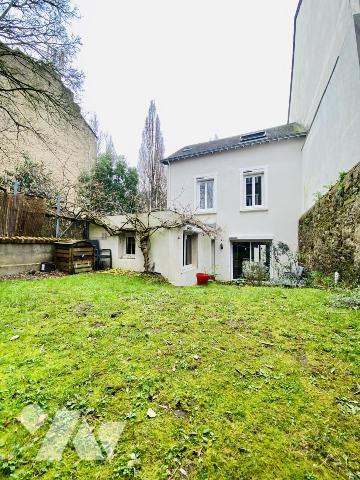 NANTES BELLAMY maison ancienne des année 1930 de 145 m² avec garage