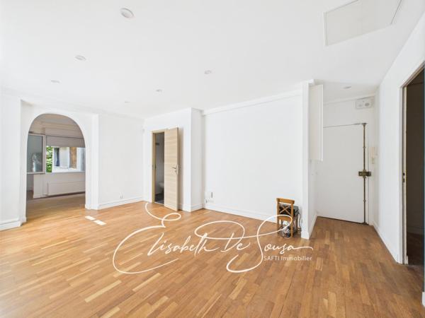 DUPLEX DE CHARME AVEC JARDIN PRIVATIF EN BORD DE MARNE – SAINT-MAURICE CENTRE