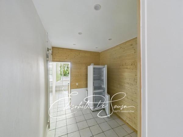 DUPLEX DE CHARME AVEC JARDIN PRIVATIF EN BORD DE MARNE – SAINT-MAURICE CENTRE