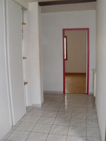 A vendre Maison Montluçon 5 pièces (158 m² hab) - Séjour (60m²) - Terrain en partie constructible 2846 m² Montlucon