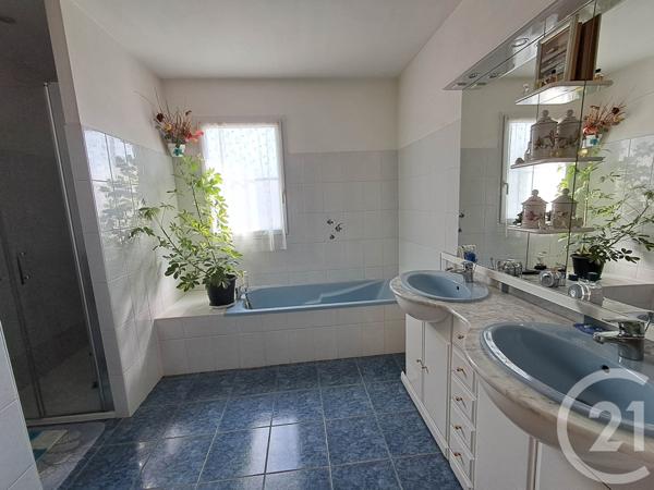 Maison à vendre  4 pièces - 111,34 m2 TALMONT ST HILAIRE - 85