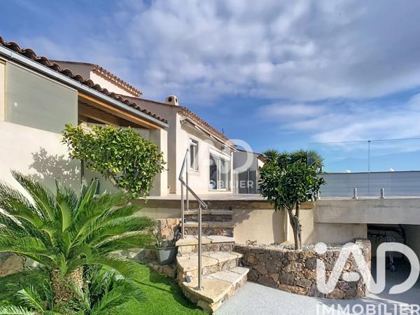 Maison à vendre 5 pièces 130 m² Mandelieu-la-Napoule