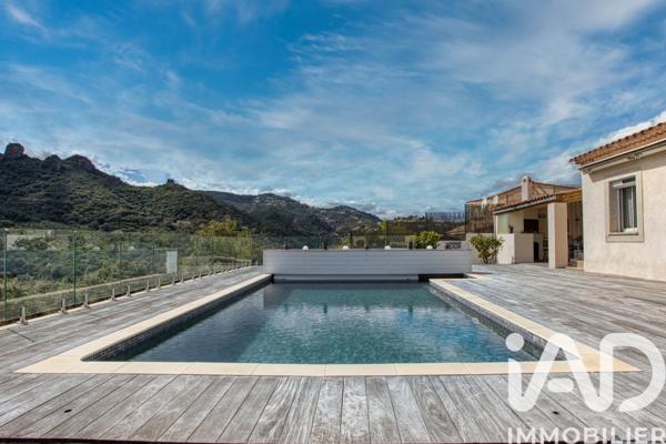 Maison à vendre 5 pièces 130 m² Mandelieu-la-Napoule