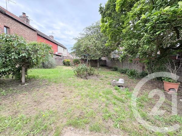Maison à vendre  9 pièces - 179,40 m 2   ST QUENTIN  - 02