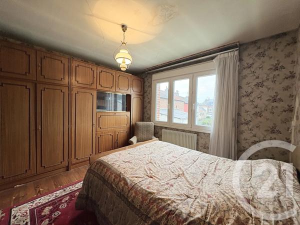 Maison à vendre  9 pièces - 179,40 m 2   ST QUENTIN  - 02