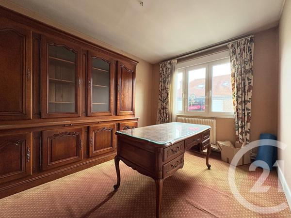 Maison à vendre  9 pièces - 179,40 m 2   ST QUENTIN  - 02