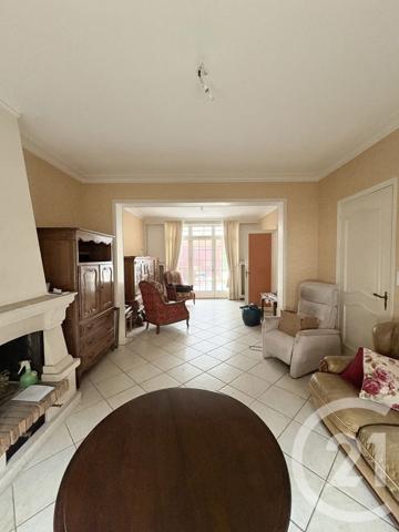 Maison à vendre  9 pièces - 179,40 m 2   ST QUENTIN  - 02