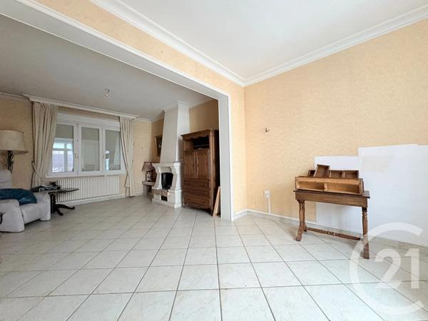 Maison à vendre  9 pièces - 179,40 m 2   ST QUENTIN  - 02