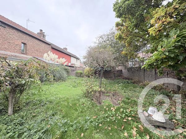 Maison à vendre  9 pièces - 179,40 m 2   ST QUENTIN  - 02