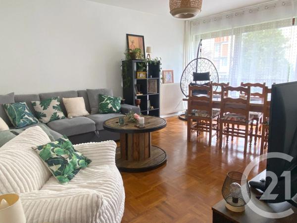 Appartement T2 à vendre  4 pièces - 65 m 2   BEAUVAIS  - 60