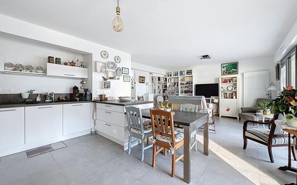 Appartement à vendre    3 pièces •  La Rochelle