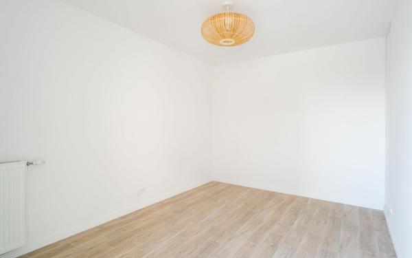 Appartement à louer    4 pièces •  Bobigny